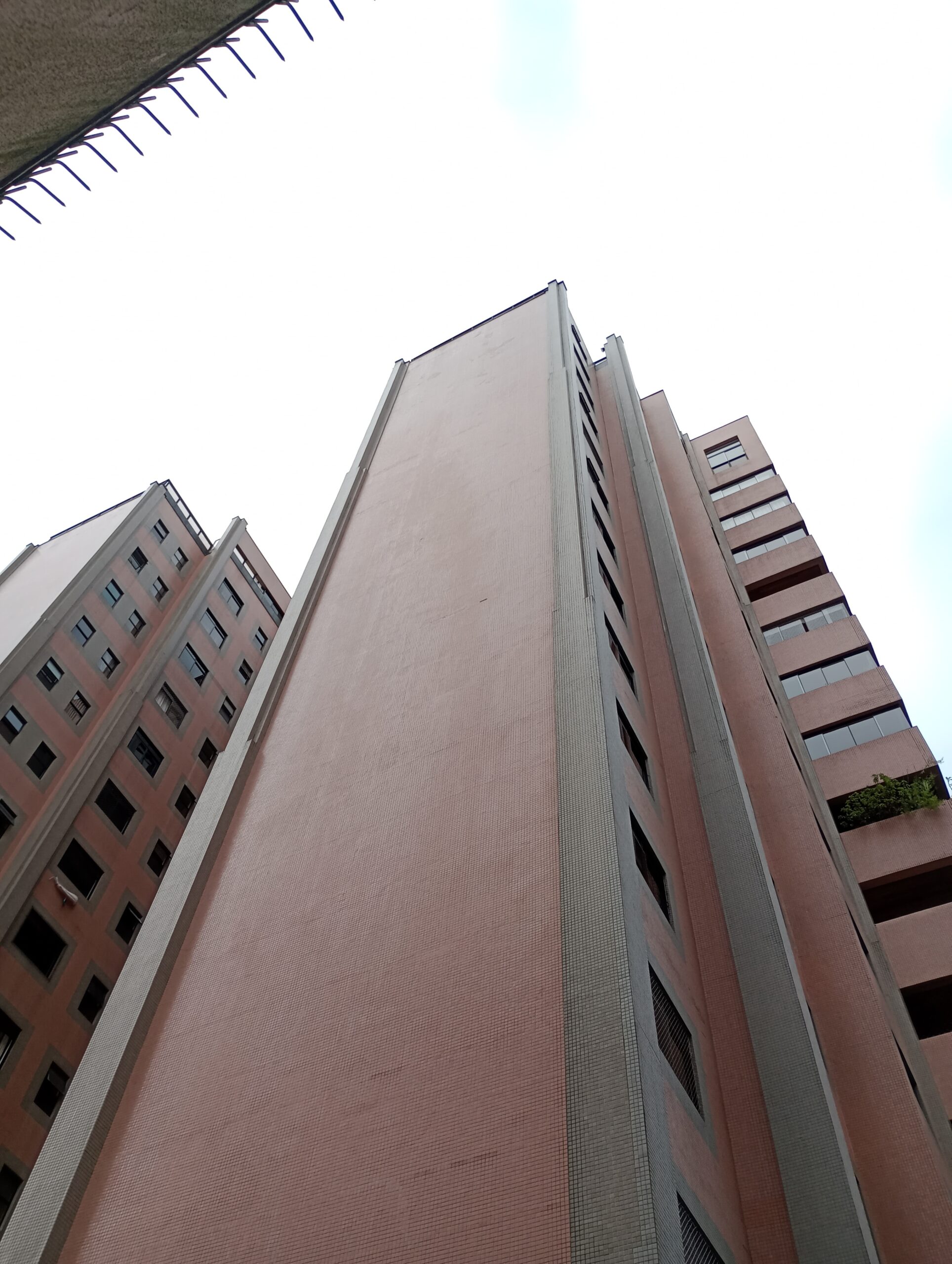 Limpeza de Fachadas de Prédios em Balneário Camboriú

Remoção de sujeira e encardimento;
Limpeza de áreas externas;
Limpeza de vidros e superfícies externas;


